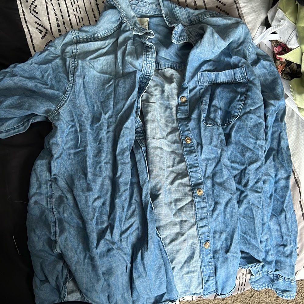 American Eagle Denim Button up